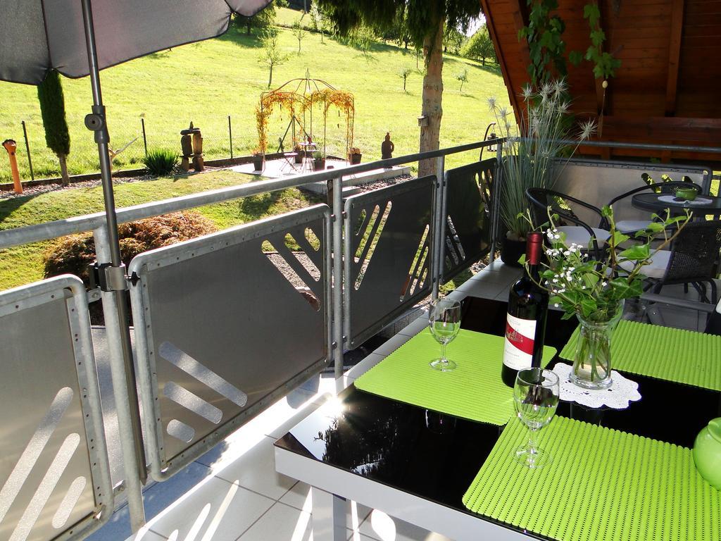 Ferienwohnung Hotte'S Huette Ettenheim Rom bilde
