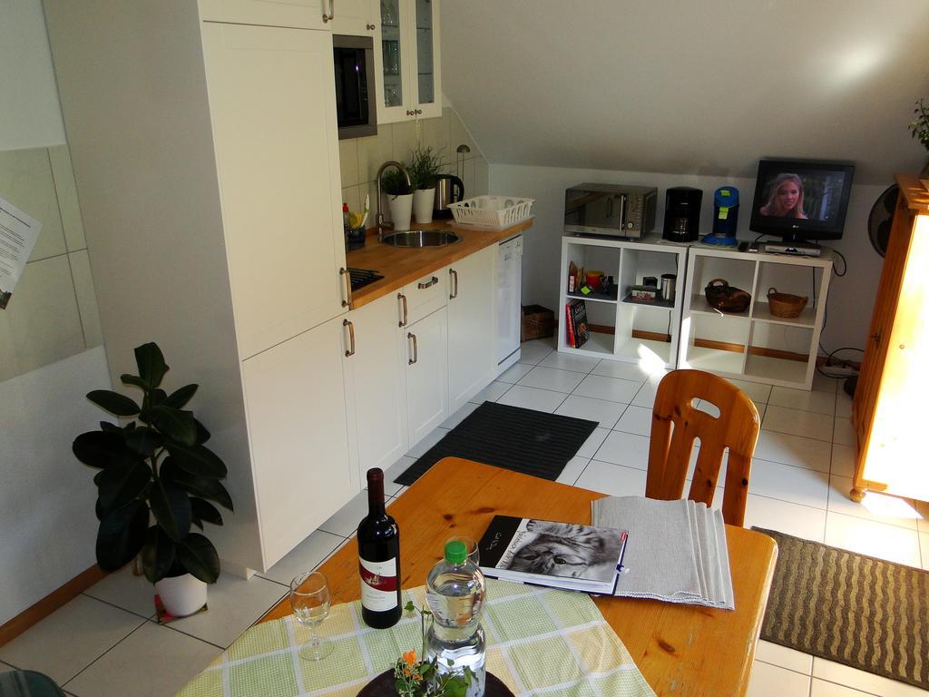 Ferienwohnung Hotte'S Huette Ettenheim Rom bilde
